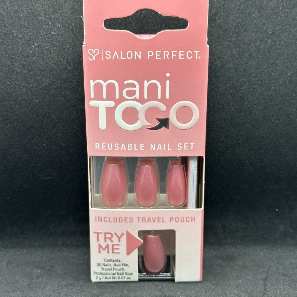 NIB Salon Perfect Mani To Go Reusable Coffin Press On Nails Kit Dusty Pink